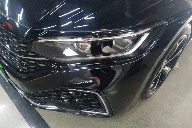 Used Volkswagen Passat 2025 Outstanding Model 380TSI Starry Dragon Glorious Edition Left Front Headlight