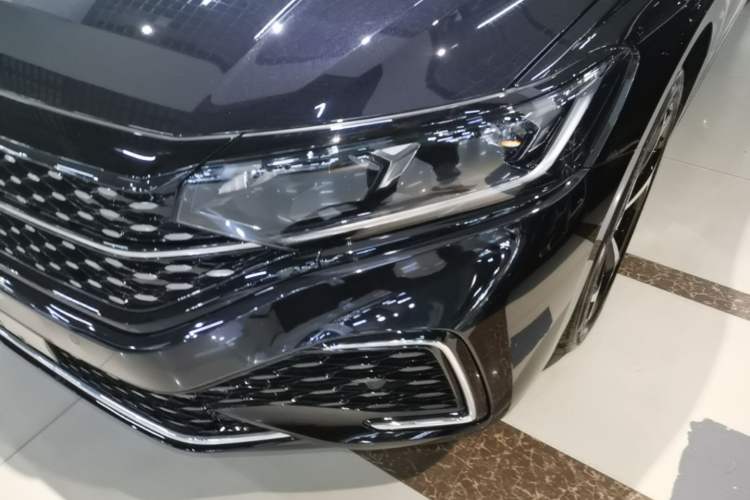 Used Volkswagen Passat 2025 Outstanding Model 330TSI Starry Elite Edition Left Front Headlight
