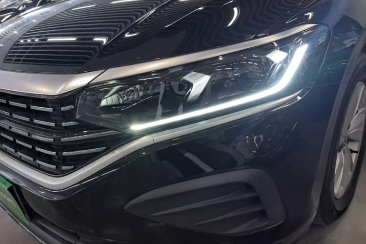 Used Volkswagen Passat 2025 Outstanding Model 280TSI Business Edition Left Front Headlight