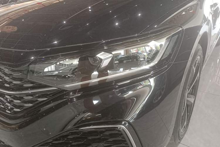 Used Volkswagen Passat 2025 Outstanding Model 330TSI Starry Elite Edition Left Front Headlight