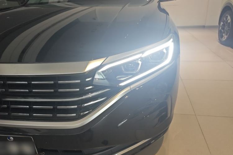 Used Volkswagen Passat 2025 Outstanding Model 380TSI Dragon Glory Edition Left Front Headlight
