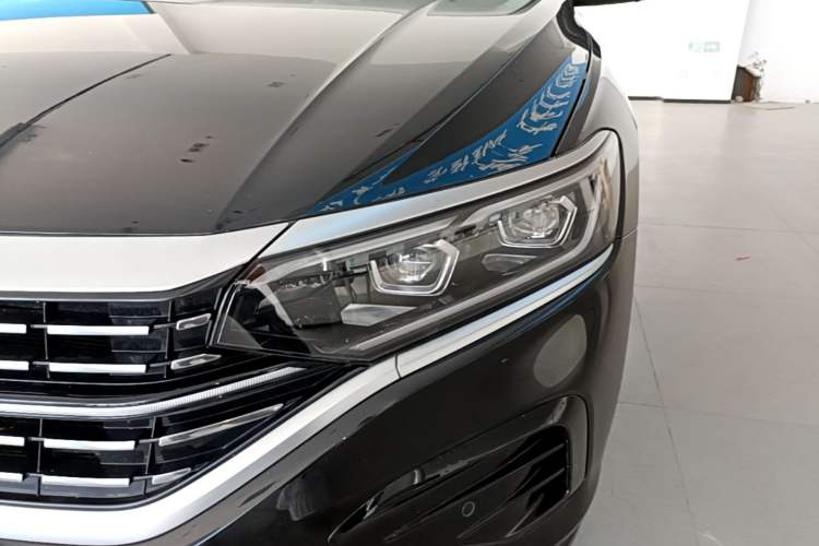 Used Volkswagen Passat 2025 Outstanding Model 380TSI Dragon Glory Edition Left Front Headlight