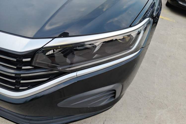 Used Volkswagen Passat 2025 Outstanding Model 280TSI Business Edition Left Front Headlight