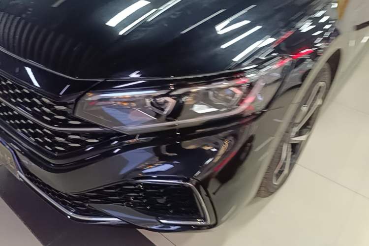 Used Volkswagen Passat 2025 Outstanding Model 380TSI Starry Dragon Glorious Edition Left Front Headlight