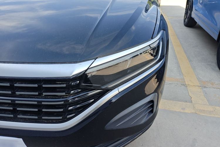 Used Volkswagen Passat 2025 Outstanding Model 280TSI Business Edition Left Front Headlight