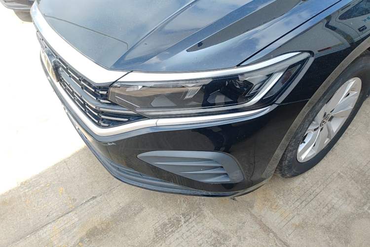 Used Volkswagen Passat 2025 Outstanding Model 280TSI Business Edition Left Front Headlight