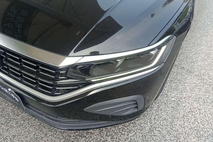 Used Volkswagen Passat 2025 Outstanding Model 280TSI Business Edition Left Front Headlight