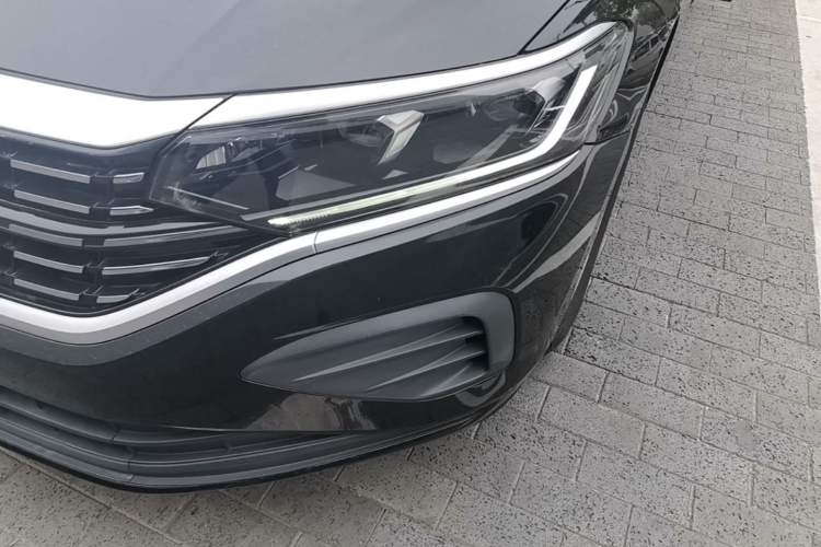Used Volkswagen Passat 2025 Outstanding Model 280TSI Business Edition Left Front Headlight