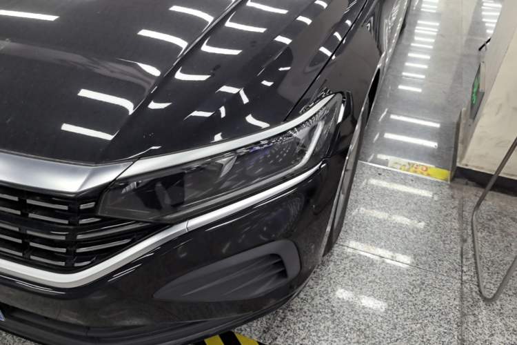 Used Volkswagen Passat 2025 Outstanding Model 280TSI Business Edition Left Front Headlight