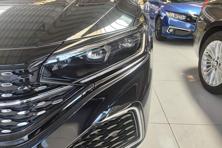 Used Volkswagen Passat 2025 Outstanding Model 330TSI Starry Elite Edition Left Front Headlight