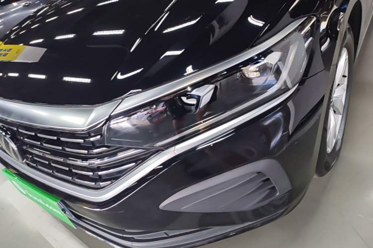 Used Volkswagen Passat 2025 Outstanding Model 280TSI Business Edition Left Front Headlight
