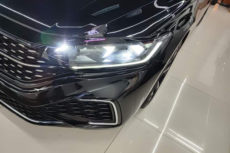 Used Volkswagen Passat 2025 Outstanding Model 330TSI Starry Elite Edition Left Front Headlight
