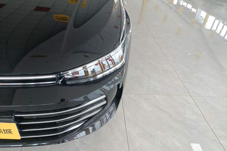 Used Volkswagen Passat 2025 Pro 380TSI Dragon Glory Edition Left Front Headlight