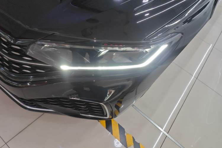 Used Volkswagen Passat 2025 Outstanding Model 380TSI Starry Dragon Edition Left Front Headlight