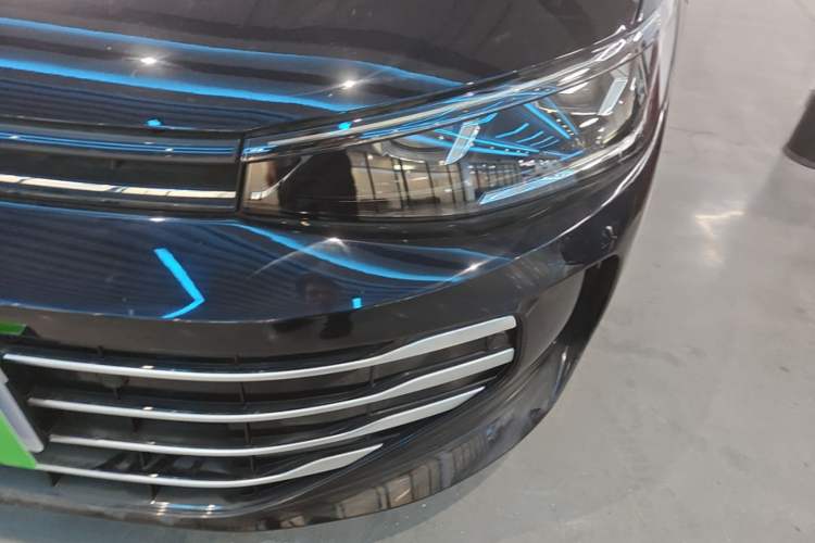 Used Volkswagen Passat 2025 Pro 380TSI Dragon Glory Edition Left Front Headlight