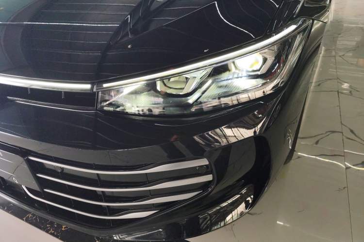 Used Volkswagen Passat 2025 Pro 380TSI Dragon Glory Edition Left Front Headlight