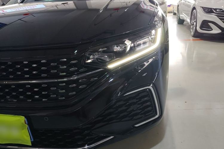 Used Volkswagen Passat 2025 Outstanding Model 330TSI Starry Elite Edition Left Front Headlight