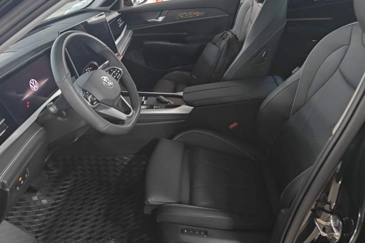 Used Volkswagen Passat 2025 Pro 380TSI Dragon Edition Left Front Seat