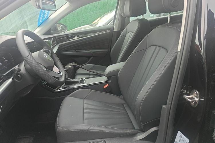 Used Volkswagen Passat 2025 Outstanding Model 380TSI Starry Dragon Glorious Edition Left Front Seat