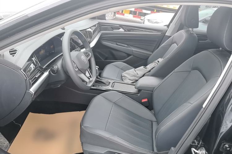 Used Volkswagen Passat 2025 Outstanding Model 280TSI Business Edition Left Front Seat
