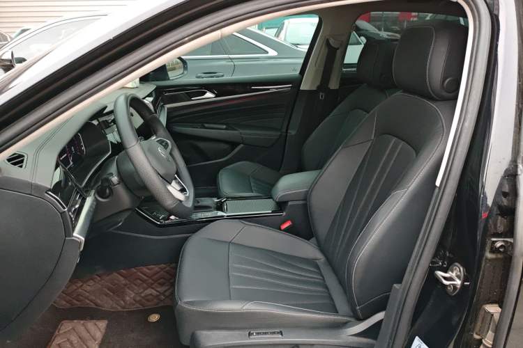 Used Volkswagen Passat 2025 Outstanding Model 380TSI Dragon Glory Edition Left Front Seat