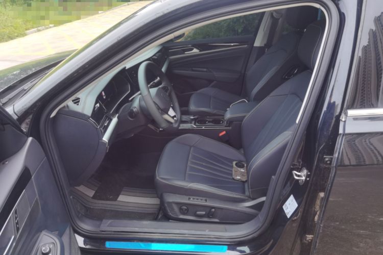 Used Volkswagen Passat 2025 Outstanding Model 330TSI Starry Elite Edition Left Front Seat