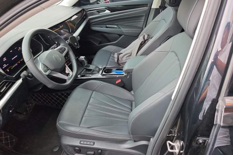 Used Volkswagen Passat 2025 Outstanding Model 380TSI Starry Dragon Edition Left Front Seat