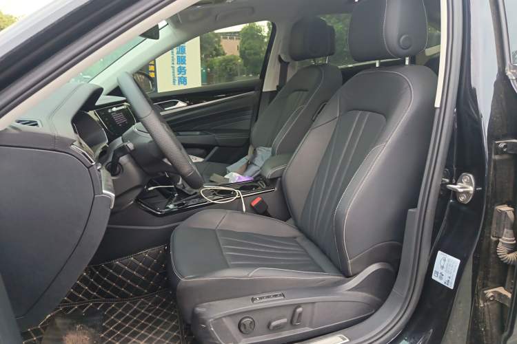 Used Volkswagen Passat 2025 Outstanding Model 380TSI Dragon Glory Edition Left Front Seat