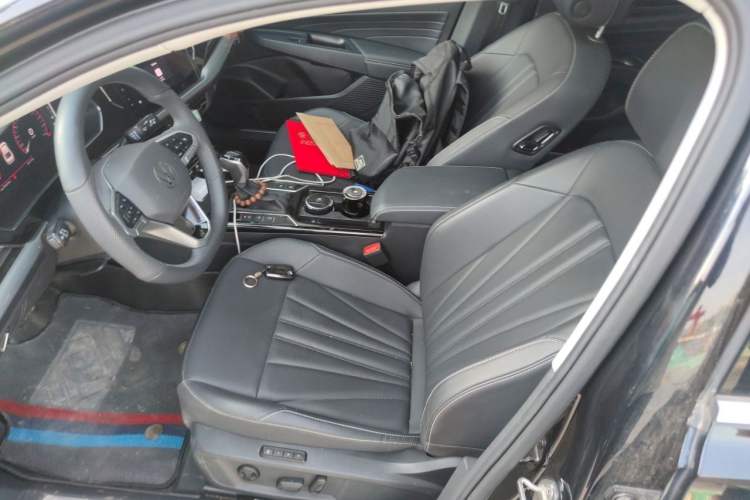 Used Volkswagen Passat 2025 Outstanding Model 380TSI Starry Dragon Glorious Edition Left Front Seat