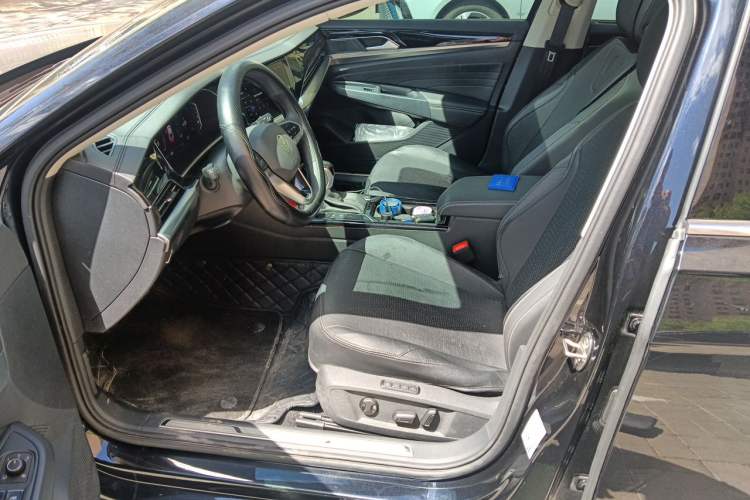 Used Volkswagen Passat 2025 Outstanding Model 380TSI Starry Dragon Glorious Edition Left Front Seat