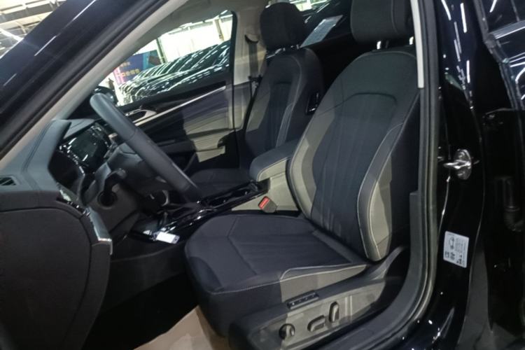 Used Volkswagen Passat 2025 Outstanding Model 380TSI Starry Dragon Edition Left Front Seat