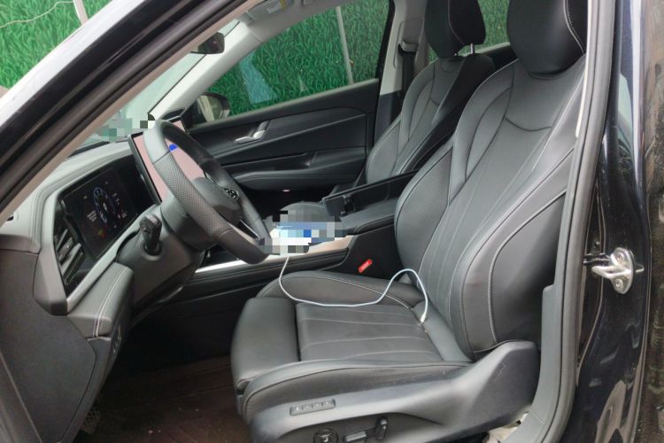 Used Volkswagen Passat 2025 Pro 380TSI Dragon Supreme Edition Left Front Seat