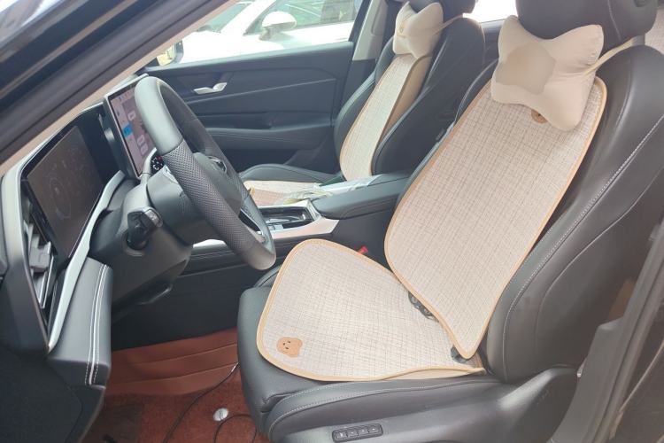 Used Volkswagen Passat 2025 Pro 380TSI Starry Dragon Edition Left Front Seat