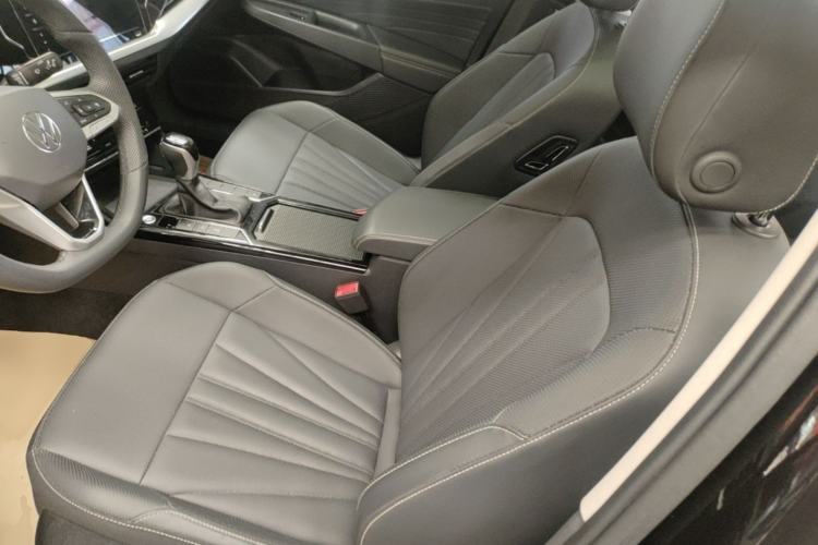 Used Volkswagen Passat 2025 Outstanding Model 380TSI Starry Dragon Edition Left Front Seat