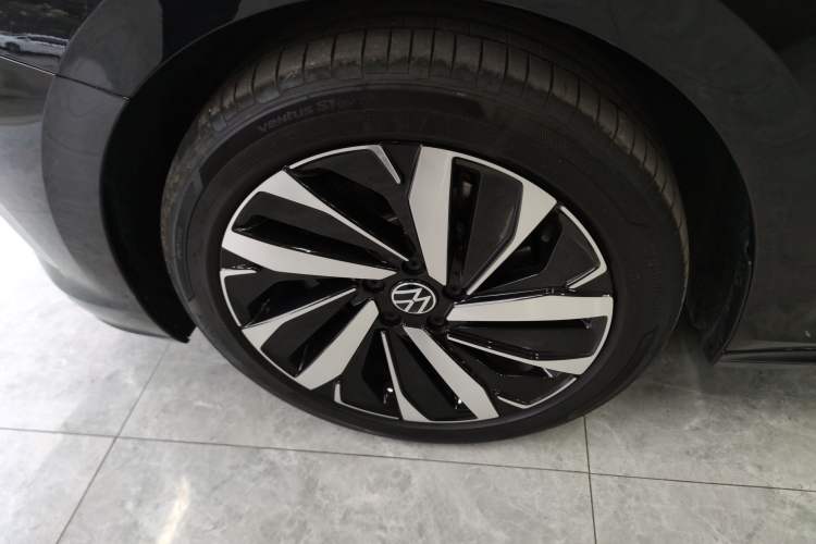 Used Volkswagen Passat 2025 Premium Version 380TSI Dragon Edition Left Front Wheel Hub