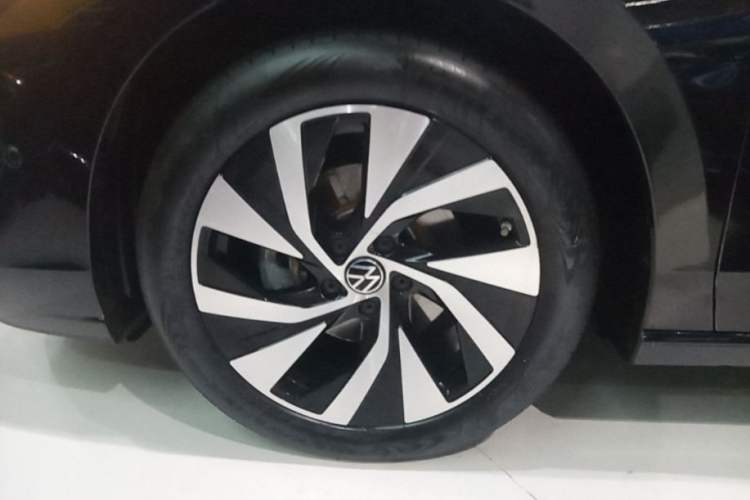Used Volkswagen Passat 2025 Pro 380TSI Starry Dragon Edition Left Front Wheel Hub