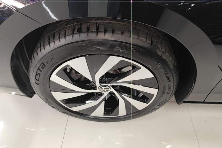Used Volkswagen Passat 2025 Pro 380TSI Starry Dragon Edition Left Front Wheel Hub