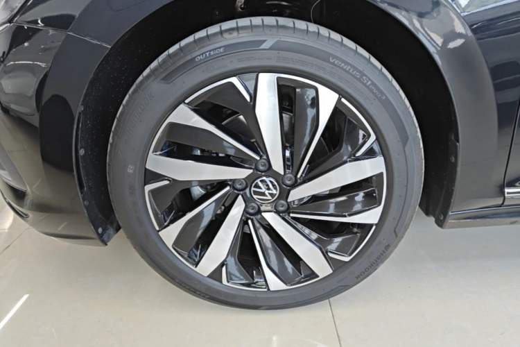 Used Volkswagen Passat 2025 Premium Version 380TSI Dragon Edition Left Front Wheel Hub