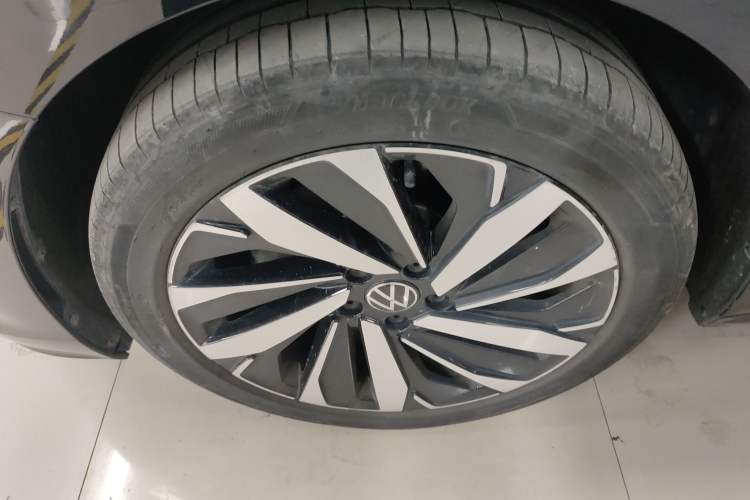 Used Volkswagen Passat 2025 Premium Version 380TSI Dragon Edition Left Front Wheel Hub