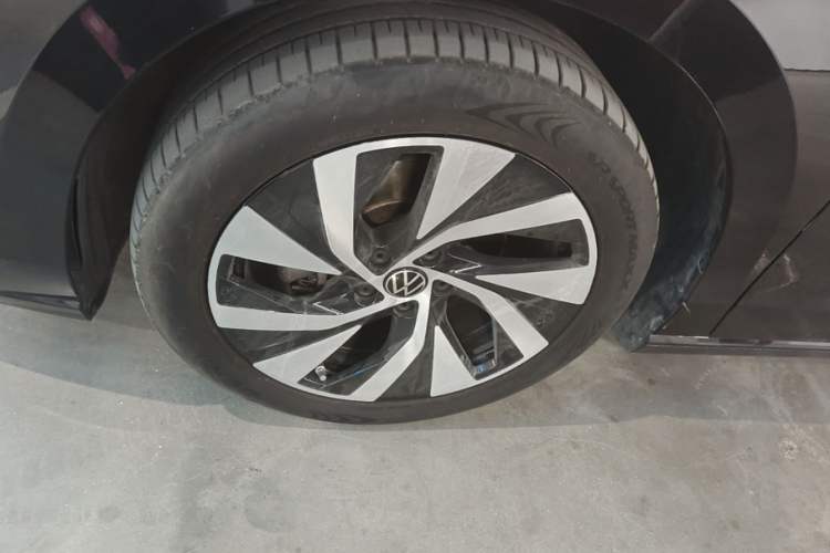 Used Volkswagen Passat 2025 Pro 380TSI Dragon Glory Edition Left Front Wheel Hub