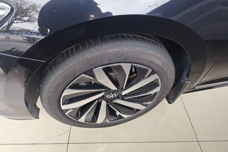 Used Volkswagen Passat 2025 Premium Version 380TSI Dragon Edition Left Front Wheel Hub