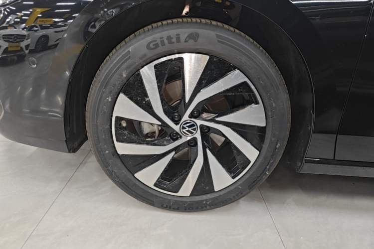 Used Volkswagen Passat 2025 Pro 380TSI Starry Dragon Edition Left Front Wheel Hub