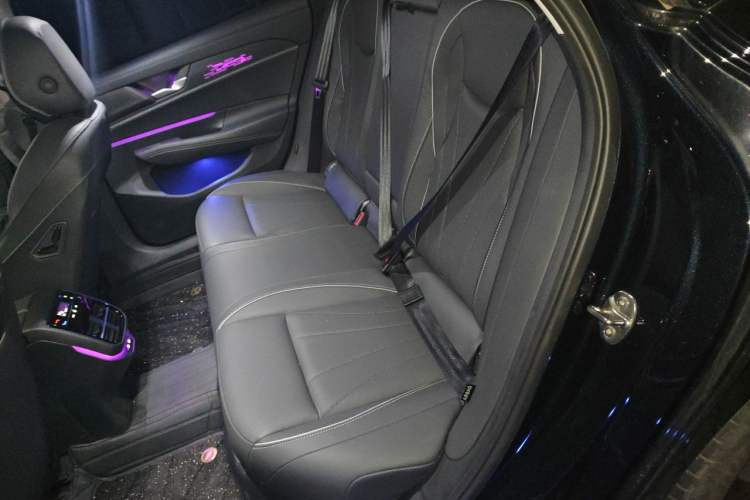 Used Volkswagen Passat 2025 Pro 380TSI Starry Dragon Edition Left Rear Seat