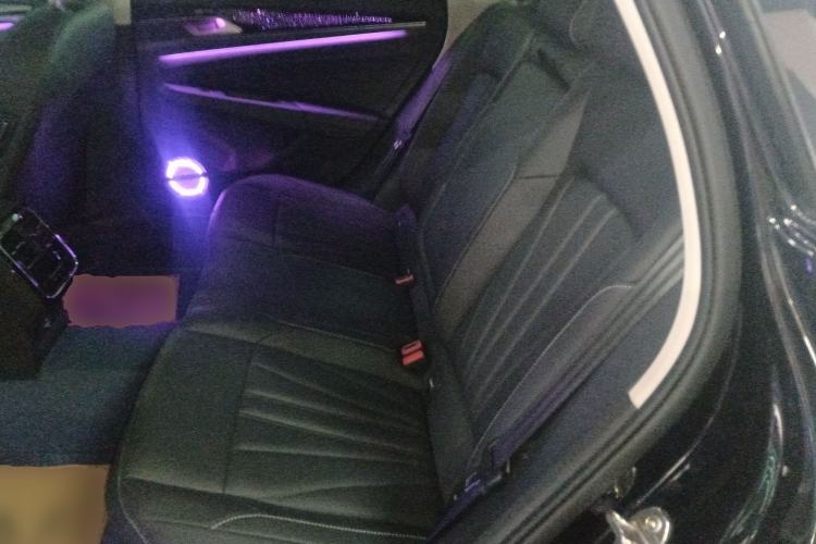 Used Volkswagen Passat 2025 Outstanding Model 380TSI Starry Dragon Glorious Edition Left Rear Seat