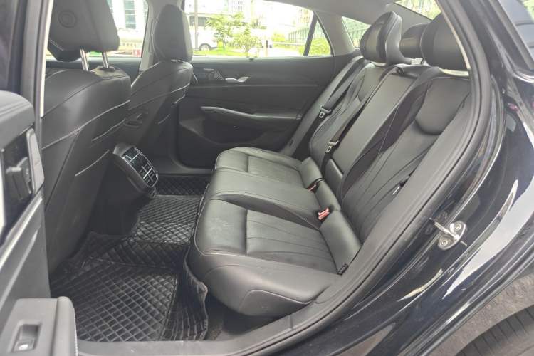 Used Volkswagen Passat 2025 Pro 380TSI Dragon Supreme Edition Left Rear Seat