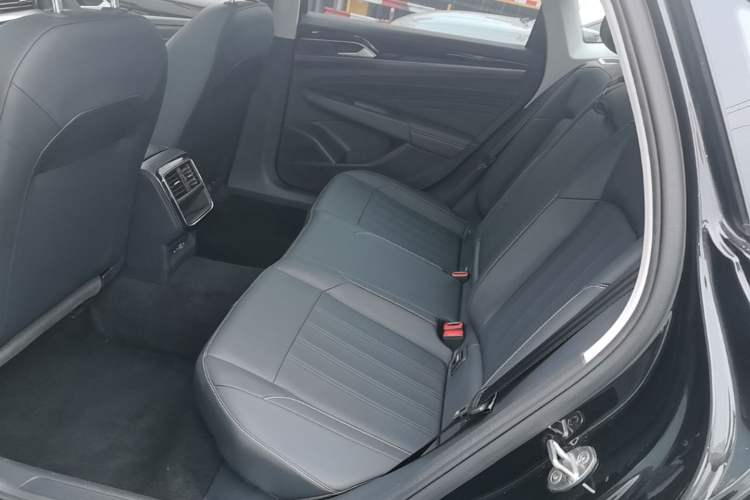 Used Volkswagen Passat 2025 Outstanding Model 280TSI Business Edition Left Rear Seat