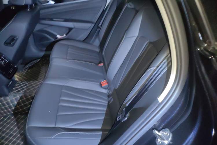 Used Volkswagen Passat 2025 Outstanding Model 380TSI Starry Dragon Edition Left Rear Seat