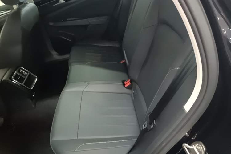 Used Volkswagen Passat 2025 Outstanding Model 280TSI Business Edition Left Rear Seat