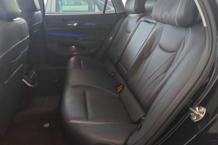 Used Volkswagen Passat 2025 Pro 380TSI Starry Dragon Edition Left Rear Seat