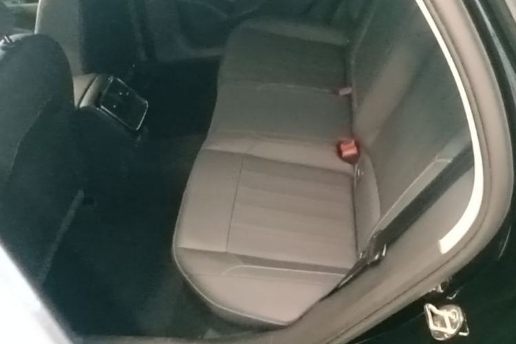 Used Volkswagen Passat 2025 Outstanding Model 280TSI Business Edition Left Rear Seat